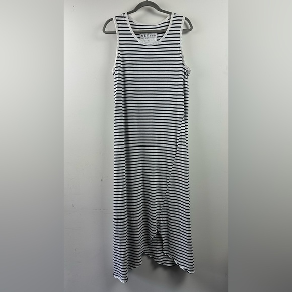 Frank & Eileen Dresses & Skirts - Frank & Eileen Tee Lab Sleeveless Striped Maxi/Midi Dress Navy & White